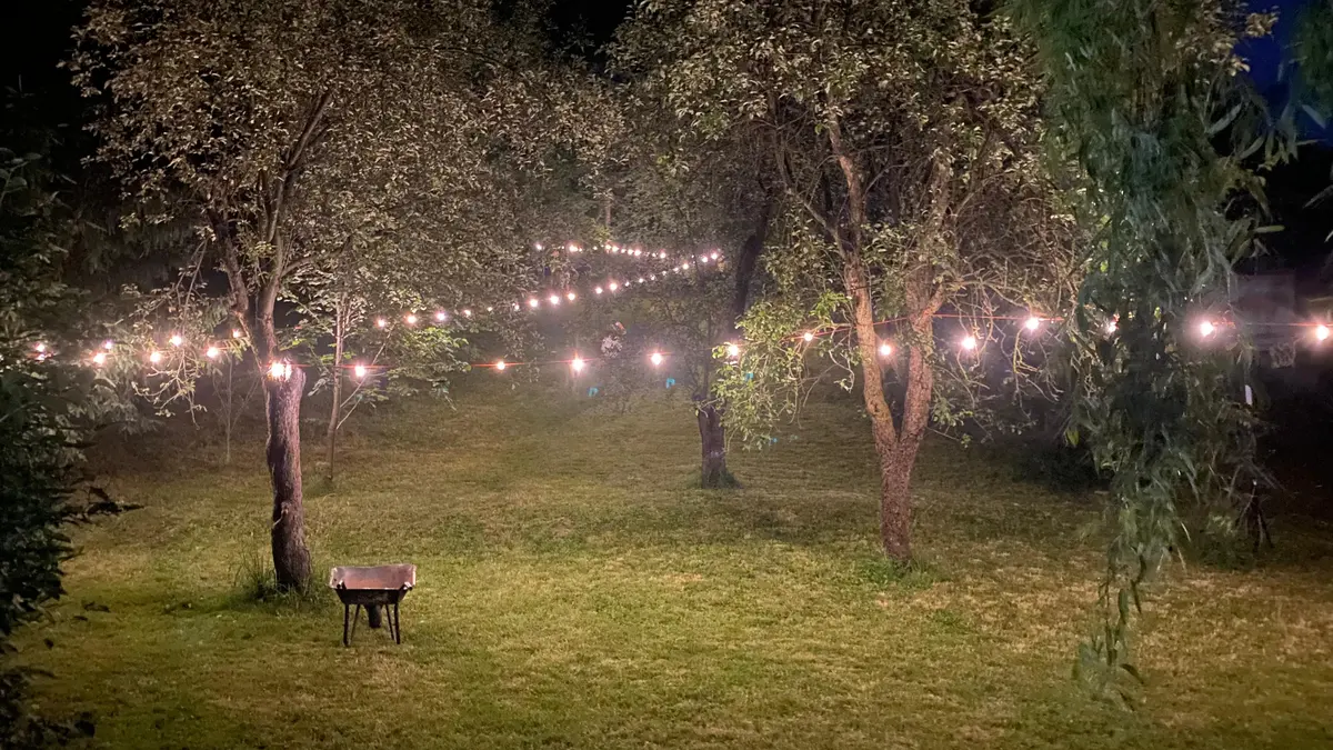 Luminile taberei în seară